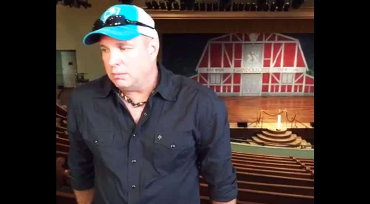 Emotional Garth Brooks Explains Why He's Refusing To Sing His Own Song ...