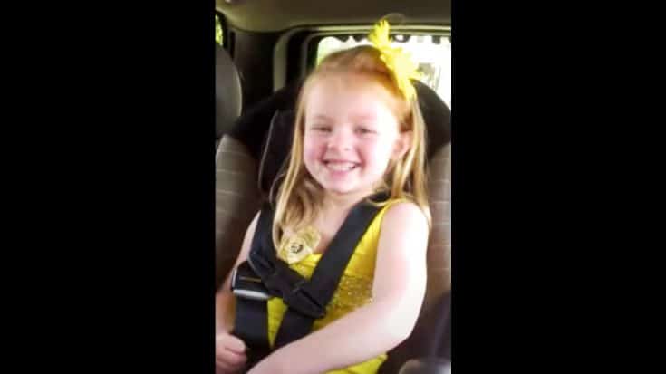 Little Girl Sings Blake Shelton’s “Boys Round Here” While Riding In The Car | Country Music Videos