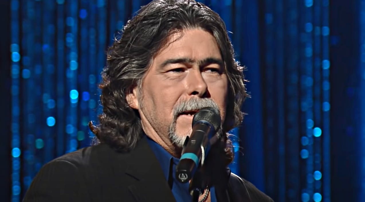 Honoring Alabama Frontman, Randy Owen, With A Look At His Career Highlights | Country Music Videos