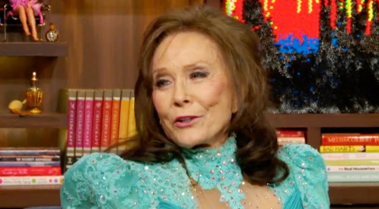 Loretta Lynn Once Shared Her Favorite Memories Of Patsy Cline | Country Music Videos