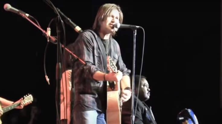 Billy Ray Cyrus Dedicates ‘Some Gave All’ Performance To Military Families | Country Music Videos