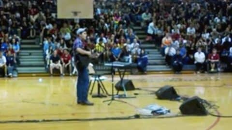 Teen Becomes The Star Of School Talent Show With Brantley Gilbert’s ‘Fall Into Me’ | Country Music Videos
