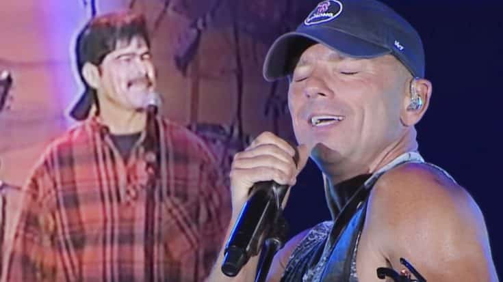 Kenny Chesney & Alabama’s Randy Owen Spread Cheer With ‘Christmas In Dixie’ Duet | Country Music Videos