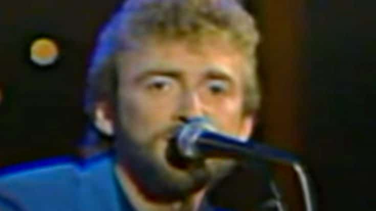 Decades-Old Footage Shows Keith Whitley Singing “Christmas Letter” | Country Music Videos