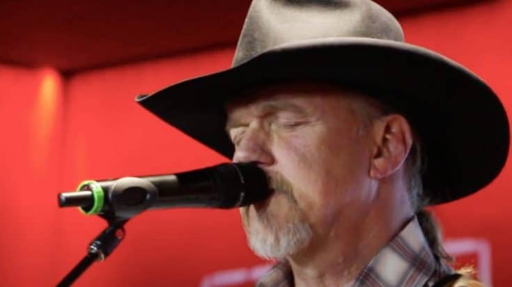 Trace Adkins Recorded His Own Version Of Jamey Johnson’s “In Color” | Country Music Videos