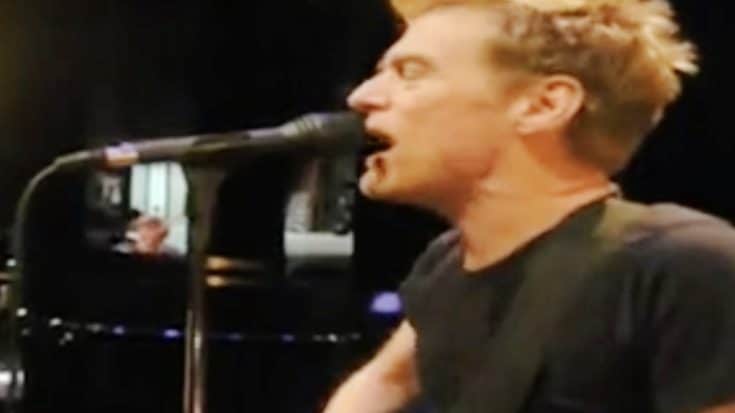 Legendary Bryan Adams Unleashes Powerful ‘Seven Spanish Angels’ Tribute | Country Music Videos