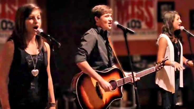Young Siblings Honor The Eagles With Bone-Chilling ‘Seven Bridges Road’ Performance | Country Music Videos