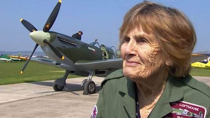 92-Year-Old Female WWII Pilot Flies Her Plane Again After 70 Years! | Country Music Videos