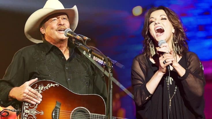 Martina McBride & Alan Jackson Melt Hearts With Epic Tribute To Conway & Loretta | Country Music Videos