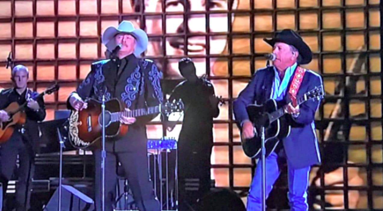 George Strait And Alan Jackson Team Up For Nostalgic CMA Performance | Country Music Videos