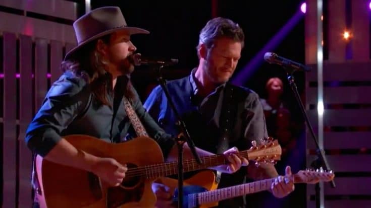Team Blake Brings Hank Jr. and Waylon Jennings Classic To ‘Voice’ Finale | Country Music Videos