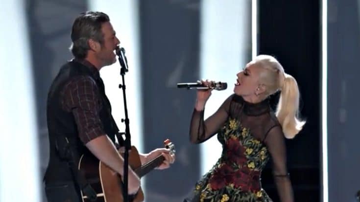 Blake Shelton & Gwen Stefani Perform Romantic New Christmas Duet | Country Music Videos