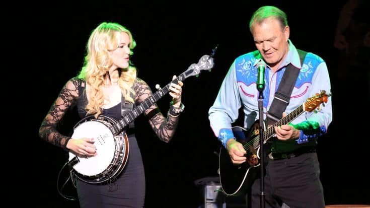 A Happy Moment: Glen Campbell And His Baby Girl Rock The Stage With Dueling Banjos | Country Music Videos