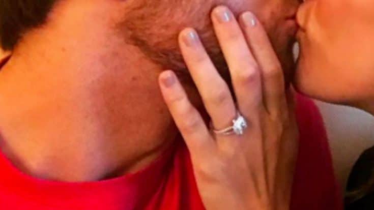 ‘Voice’ Star Announces Engagement | Country Music Videos