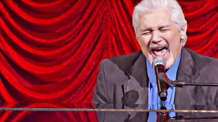 Charlie Rich’s Son Pays Tribute To His Father With “Behind Closed Doors” | Country Music Videos