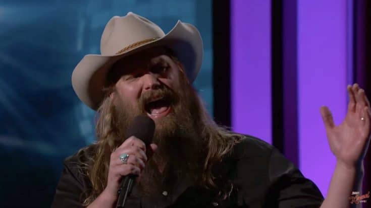 Chris Stapleton Performs Iconic ‘Dirty Dancing’ Song With Actor Chris Pratt | Country Music Videos