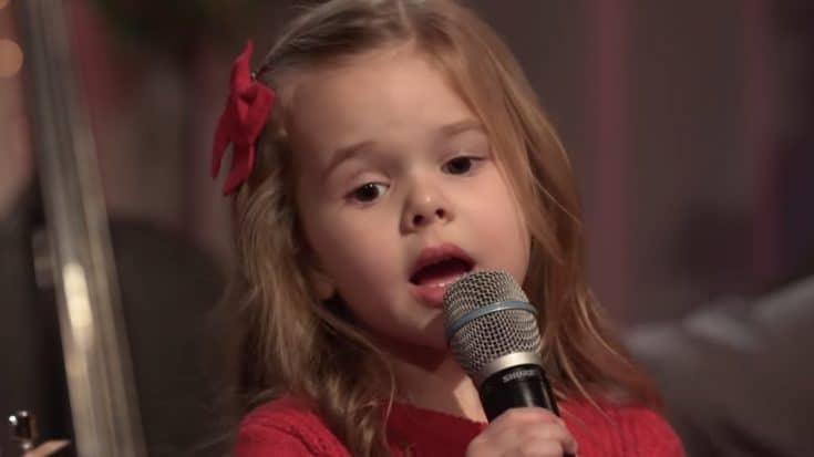 5-Year Old, Claire Ryann, Lends Her Voice To “Let There Be Peace On Earth” | Country Music Videos