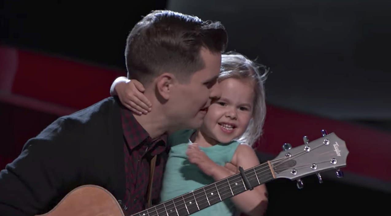 4-Year Old YouTube Star Claire Ryann Makes ‘Voice’ Debut | Country Music Videos