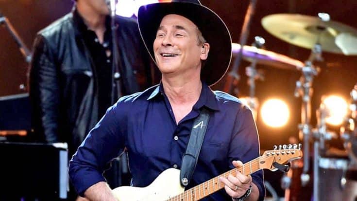 Clint Black Makes Big Holiday Announcement | Country Music Videos