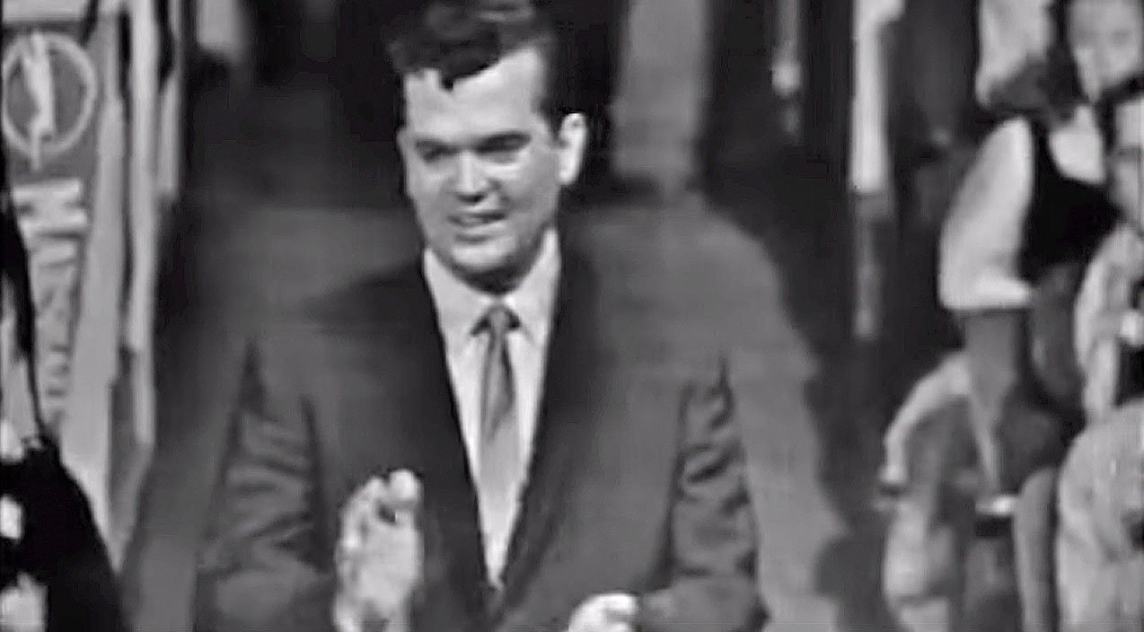 Old Footage Of Young Conway Twitty Performing ‘It’s Only Make Believe’ | Country Music Videos