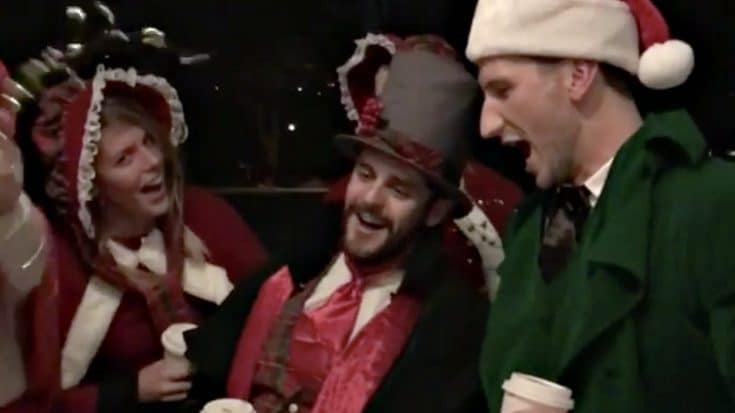 Country Stars Show Up At Random Nashville Homes To Sing Christmas Carols | Country Music Videos