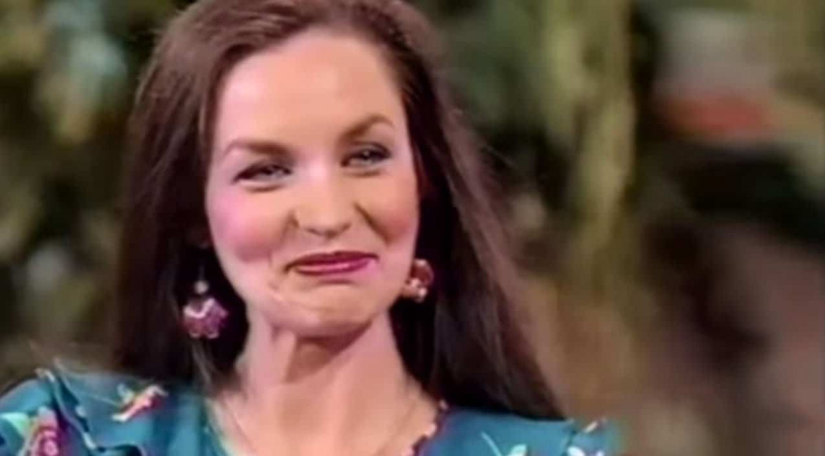 Crystal Gayle