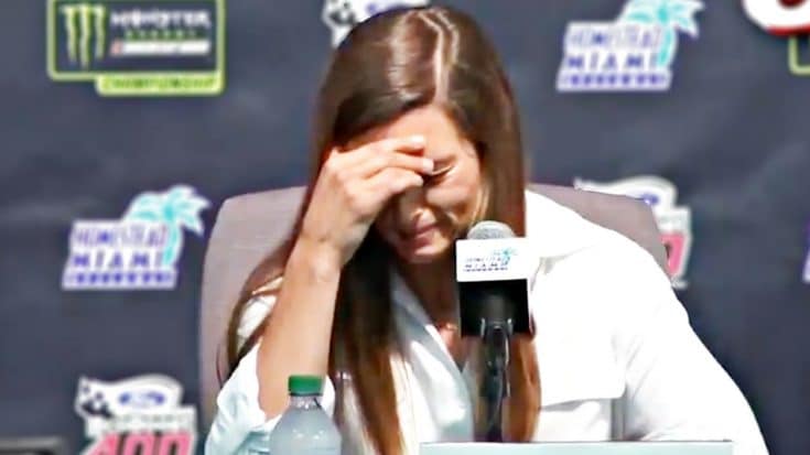 Danica Patrick Breaks Down In Tears As She Ends Career | Country Music Videos
