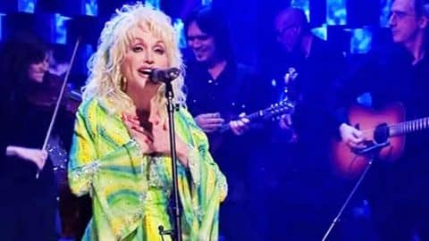 Dolly Parton – Me & Bobby McGee (WATCH) | Country Rebel