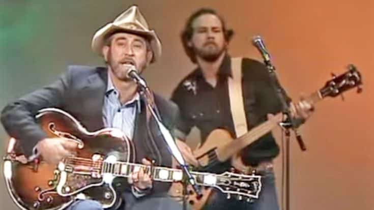 Live Version Of Don Williams Performing ‘Tulsa Time’ In 1983 | Country Music Videos