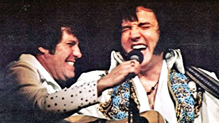 Elvis Laughs Hysterically During A Live Concert, But You’ll Never Guess Why! | Country Music Videos