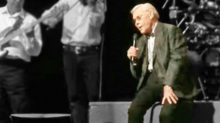 A Month Before His Death, George Jones Gives Remarkable ‘Tennessee Whiskey’ Performance | Country Music Videos