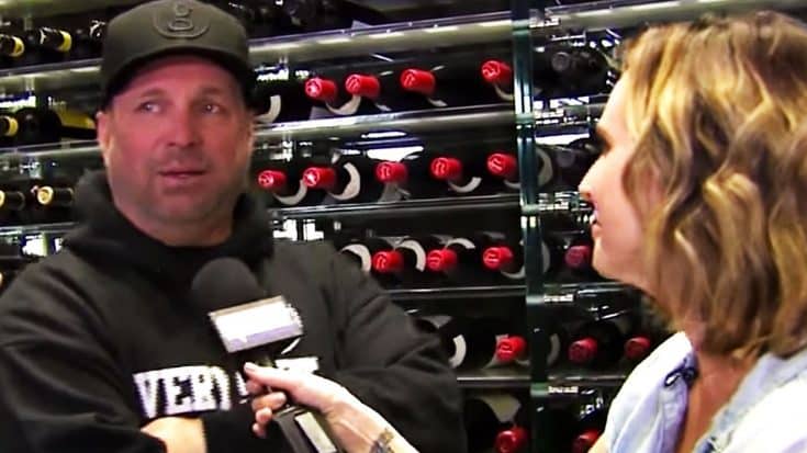 Garth Brooks Gets Teary-Eyed Talking About His Love For Trisha | Country Music Videos