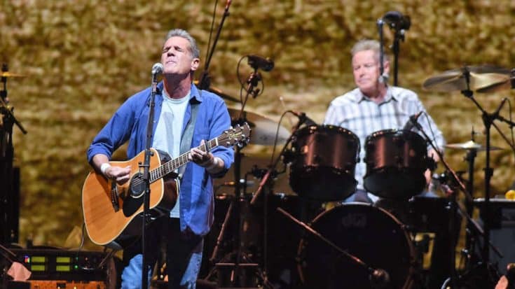 The Eagles Postpone Kennedy Center Honors Due To Health Concerns | Country Music Videos