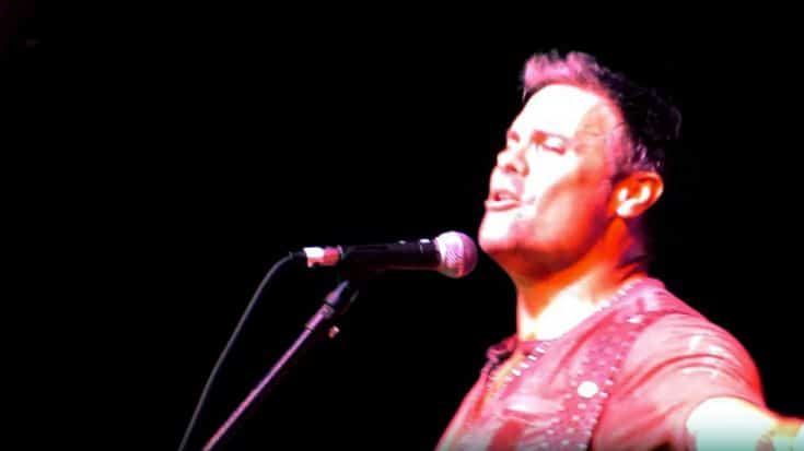 Wild Kentucky Crowd Dazzled By Troy Gentry & Friends ‘Hillbilly Shoes’ Performance | Country Music Videos