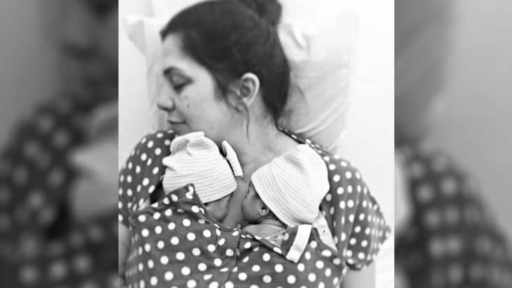 Hillary Scott Gushes Over Twins After Devastating Miscarriage | Country Music Videos