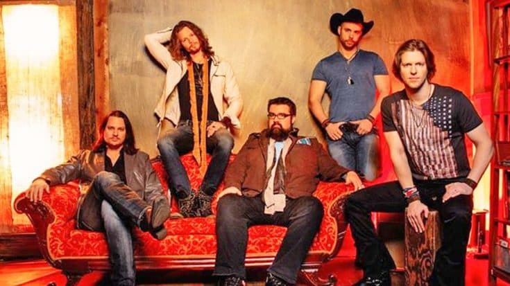 Home Free Sings ‘Away In A Manger’ Like You’ve Never Heard It Before | Country Music Videos