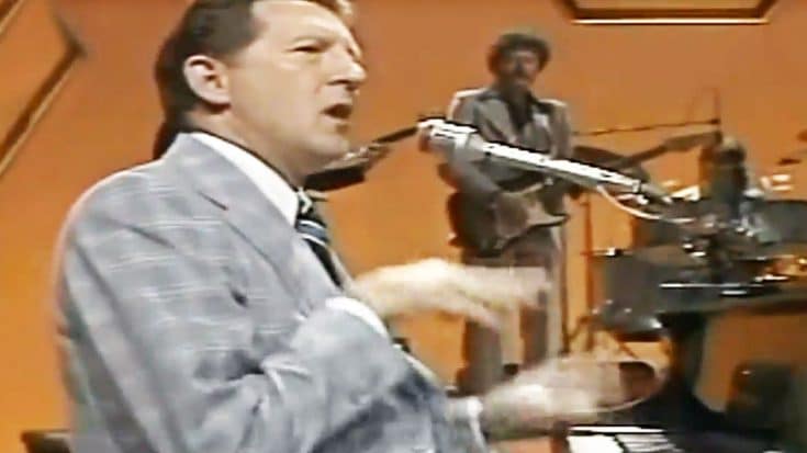 Jerry Lee Lewis Turns Kristofferson Hit Into Fiery Piano Masterpiece You Simply Can’t Miss | Country Music Videos