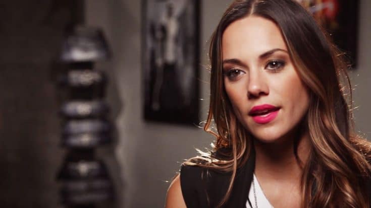 Jana Kramer Forced To Cancel Christmas Concert | Country Music Videos