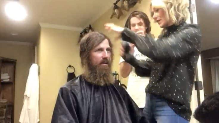Duck Dynasty Brother Shaves His Beard For A Good Cause And The Result Is Shocking | Country Music Videos