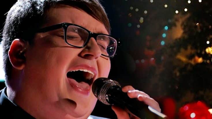 Jordan Smith Rings In The Season With Iconic ‘Mary, Did You Know?’ Performance | Country Music Videos
