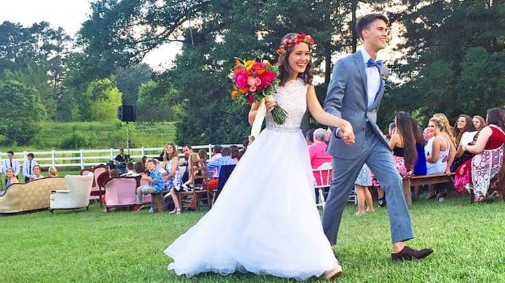 Pictures Released From John Luke & Mary Kate’s Big Day! (PHOTOS) | Country Music Videos