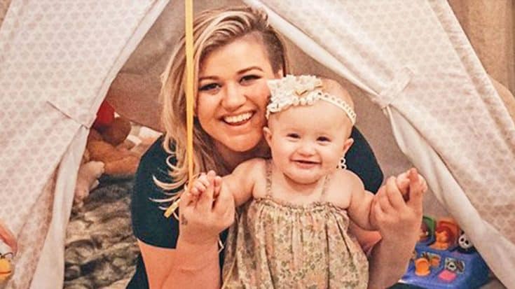 You’ll Never Guess Why Kelly Clarkson Named Her Daughter ‘River Rose’! | Country Music Videos