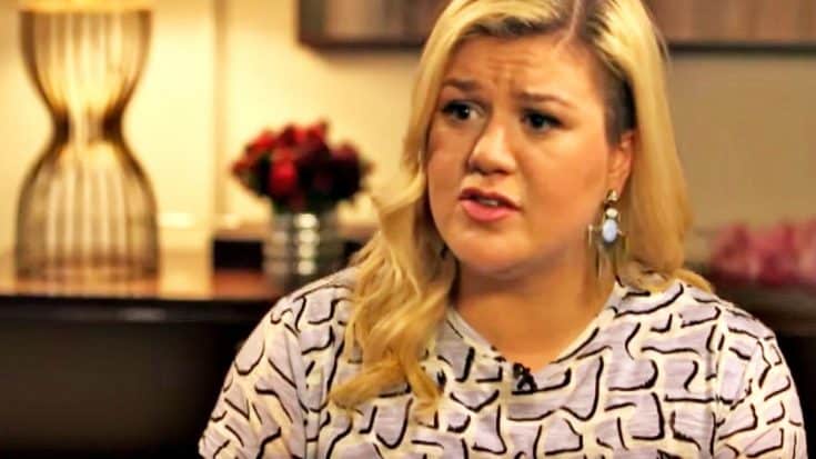 Kelly Clarkson Explains The ‘Emotional Hell’ Of Her New Song | Country Music Videos