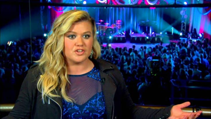 Kelly Clarkson Shares The One Thing She Will Never Tell Her Children About | Country Music Videos