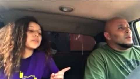 바이러스 노래하는 아빠에 합류 딸에 대한 놀라운 듀엣 커버의'파란 없는 당신의 색깔'|국가 뮤직 비디오
