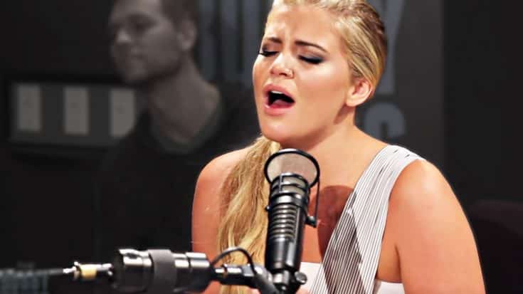 Lauren Alaina Performs Shania Twain’s “You’re Still The One” During 2017 Radio Show | Country Music Videos