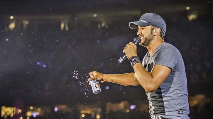 PRICELESS REACTION: Luke Bryan Hands A Cold One To Lucky Fan | Country Music Videos