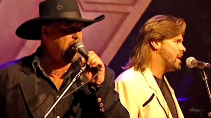 FLASHBACK: Waylon’s Final Concert Immortalized With Help From Montgomery Gentry | Country Music Videos