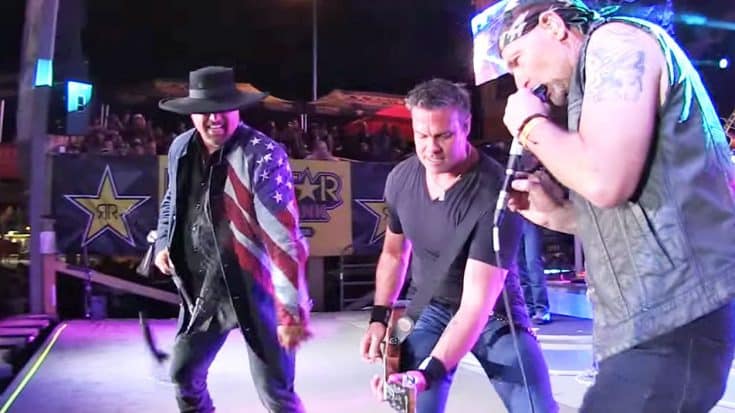 ‘Survivorman’, Les Stroud, KILLS It On Harmonica During Concert Jam With Troy & Eddie | Country Music Videos