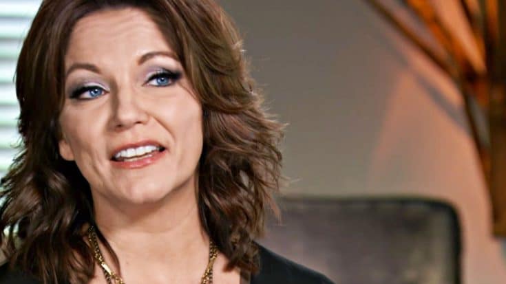 Martina McBride Drops Bombshell Advice: ‘How To Identify An A**hole’ | Country Music Videos